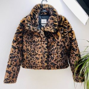 ABERCROMBIE & Fitch Leopard print Puffer Faux Fur Jacket